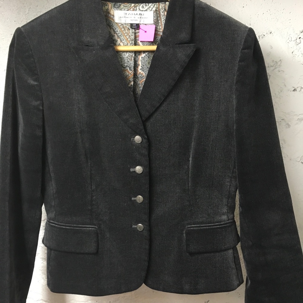 12P 2p Tahari Skirt and Jacket Thin Wale Cord Gray Excellent Condition